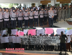 Warga Bandung Baru Barat Demo ke Kantor Bupati & DPRD Pringsewu, Keberatan Proses Penjaringan Calon Kepala Pekon